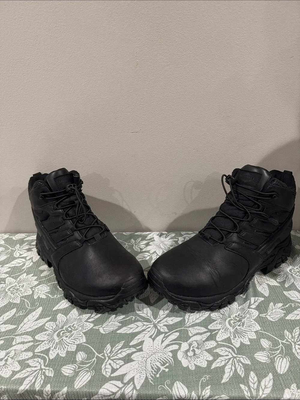 Merrell sturdy mid